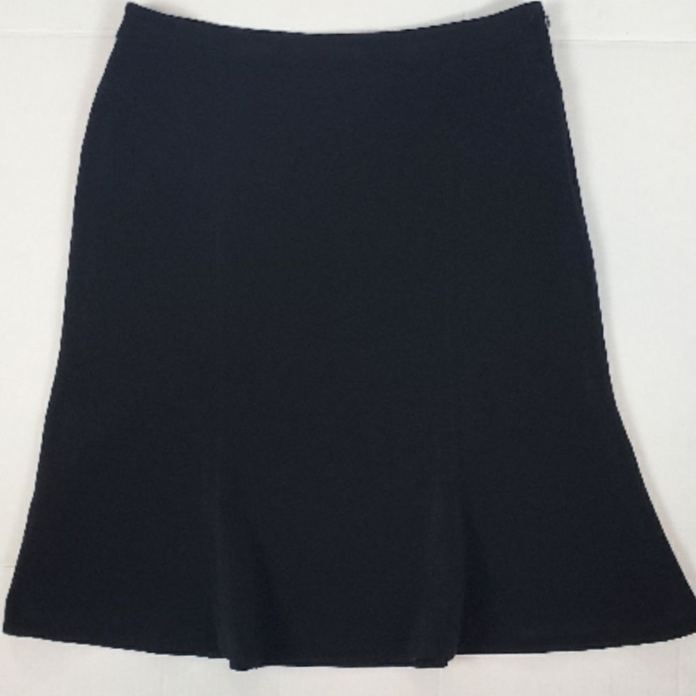 WHITE HOUSE BLACK MARKET Skirt